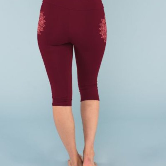 *Small Sun Damage*Earth Magic Mandala Organic Cropped Leggings - Picture 2 of 3
